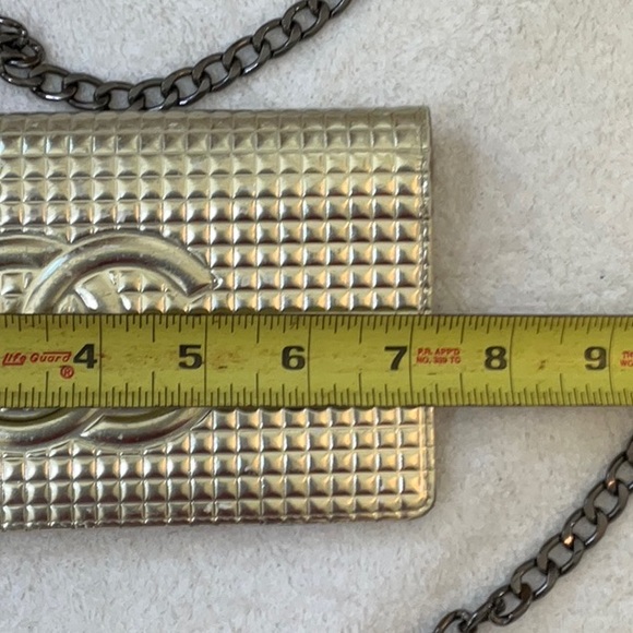 AUTHENTIC RARE CHANEL WALLET WITH LOUIS VUITTON CHAIN INCLUDED - Picture 11 of 13